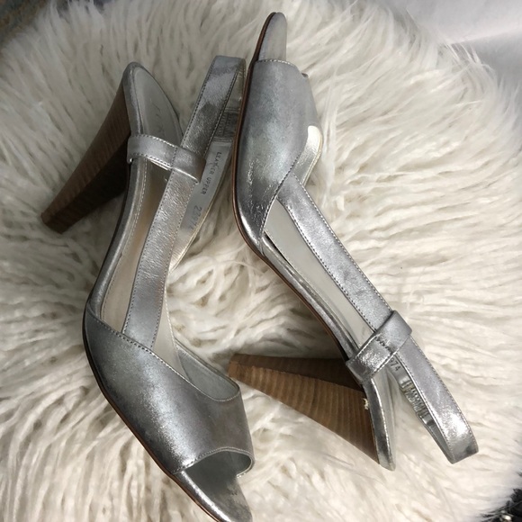Silver J. Crew 3 1/2”Heel Shoe - Picture 1 of 7